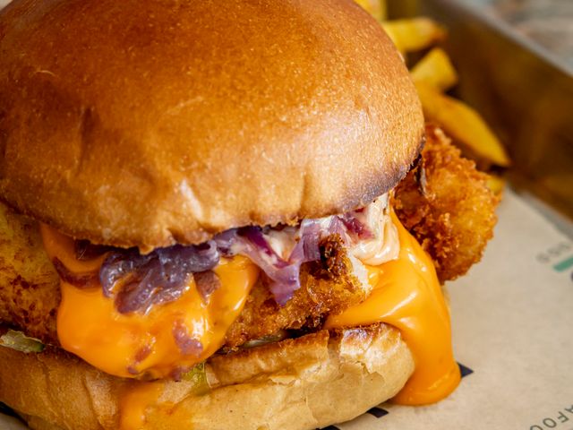 Polpo Brasserie & Plage Fish burger